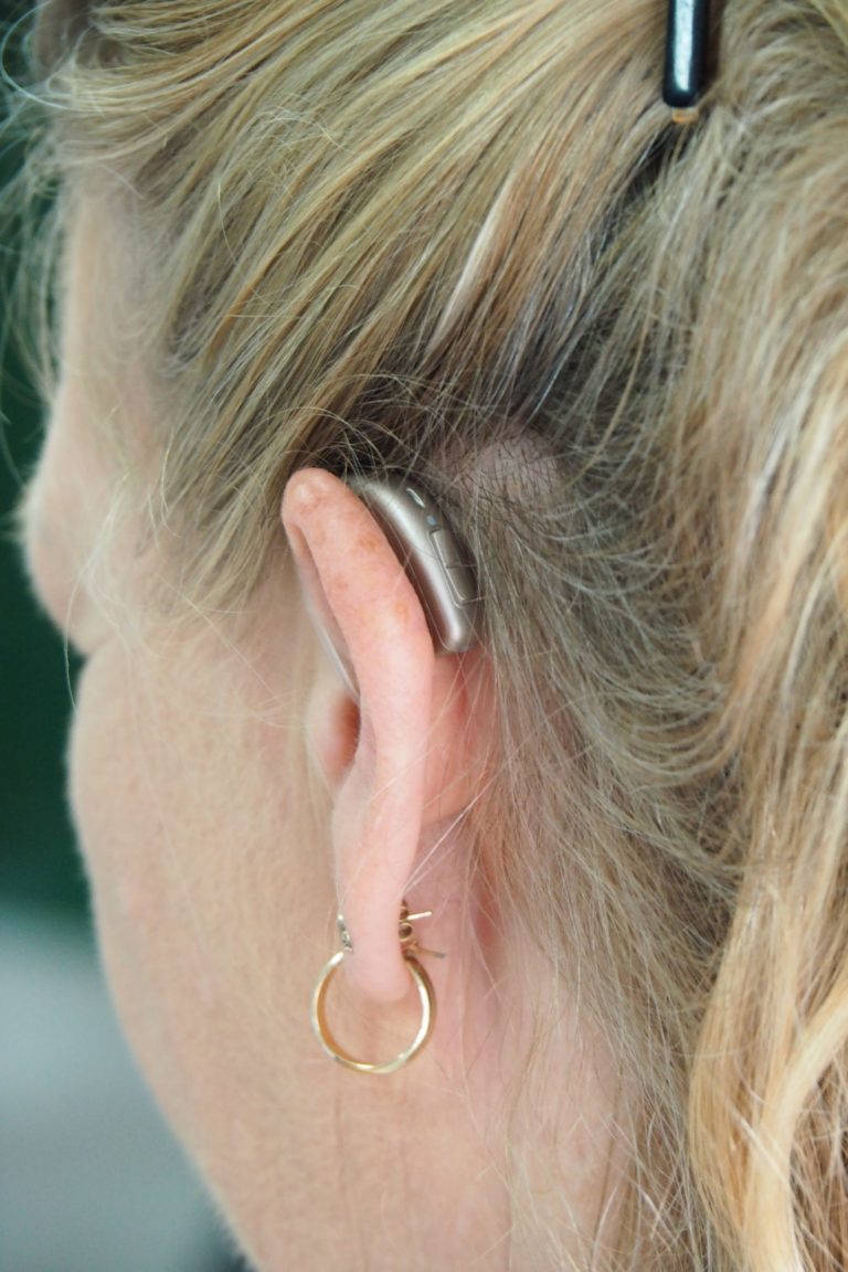 4 Ways to Cope With Hearing Loss